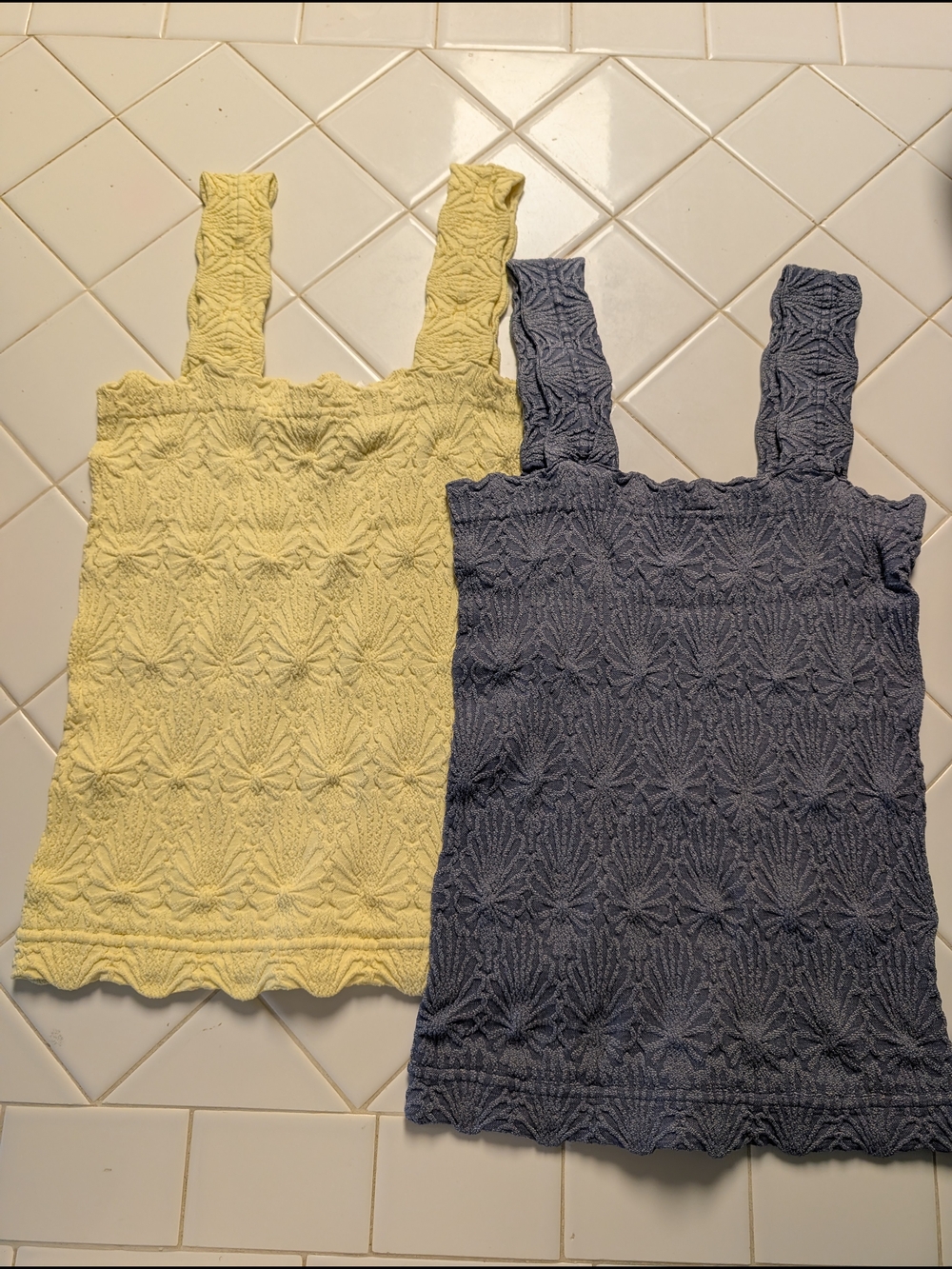 Nikibiki Textured Square-Neck Tank Top - Yellow and Gray